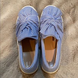 Seer sucker slip ons